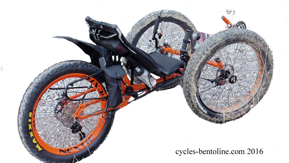 Le Trike Fulfat Ice a une nouvelle roue arrière en à jante carbone associée à une cassette Sram 11 vitesses 10-42
